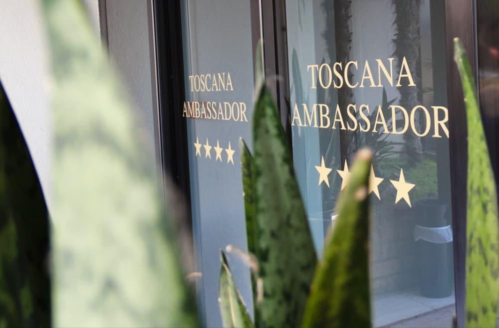 托斯卡纳大使酒店 波吉邦西 外观 照片